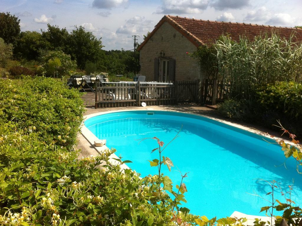 La Petite Maison Crezieres Exteriör bild